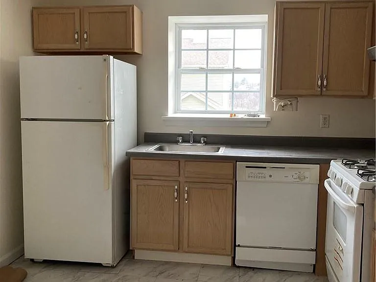 211 Mary Lou Ave #1 — Photo 4