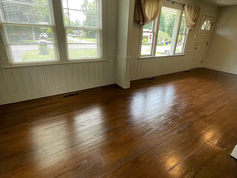 1803 Kirby Dr — Photo 3