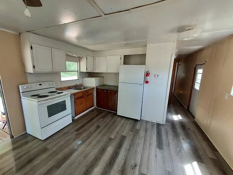 2246 Mountain Pine Rd #23 — Photo 3