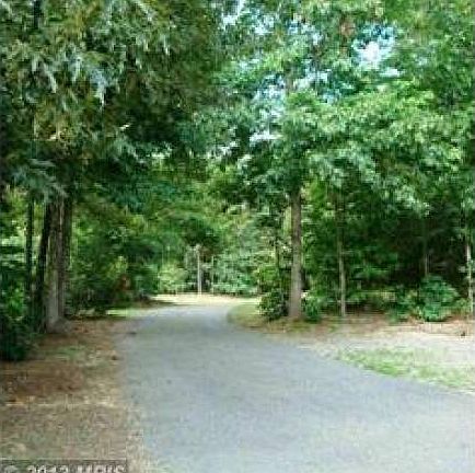 2nd image of 7914 S Woods Dr