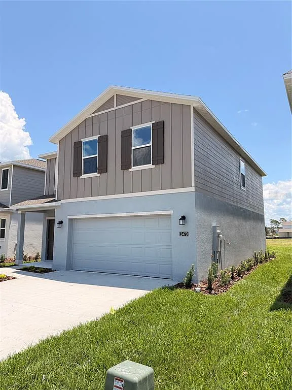 4 bed, 2.5 bath, 1874 sqft, $2,600 — Photo 4