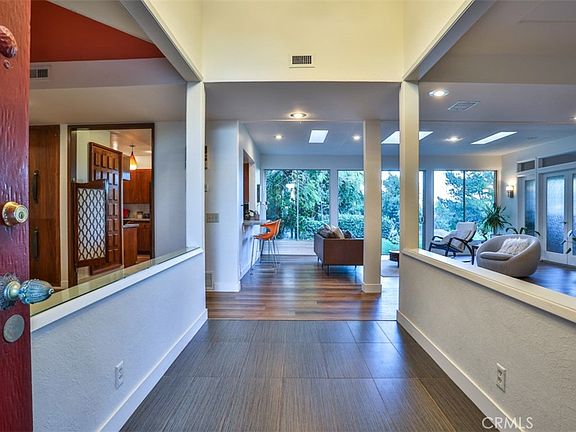 5th image of 701 Kilbourne Dr