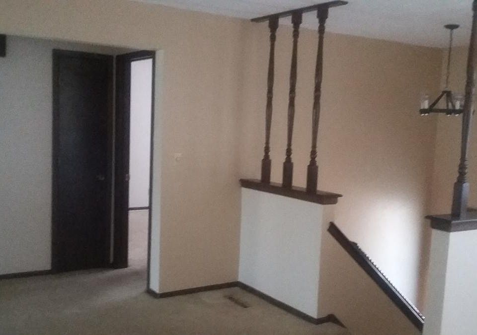 2nd image of 7601 Longwood Ave #Duplex