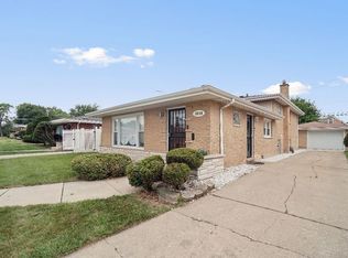 2830 W Seipp St, Chicago, IL 60652