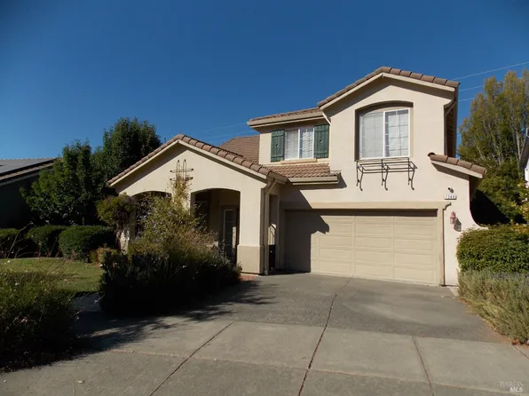 1349 Golf Course Drive, Windsor, CA 95492