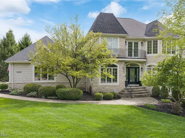 12683 Tall Timber Cir, North Royalton, OH 44133