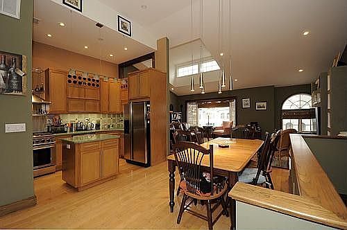 5th image of 24145B Oak Park Dr