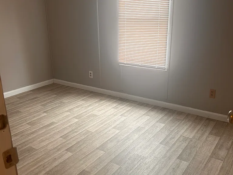 2621 Jeffersonville Rd #67 — Photo 6