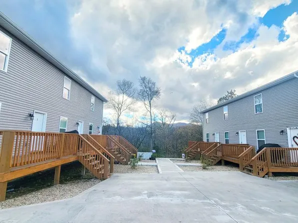 527 Old Knoxville Hwy, Newport, TN 37821