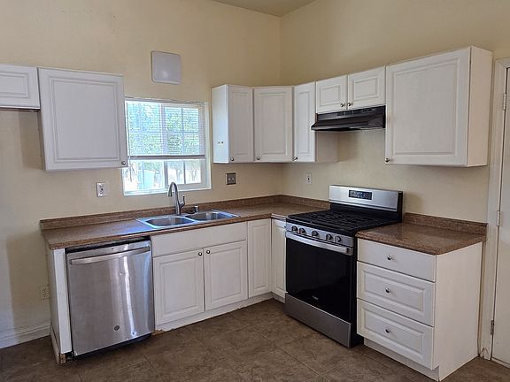 4th image of 3312 W Ave N #B