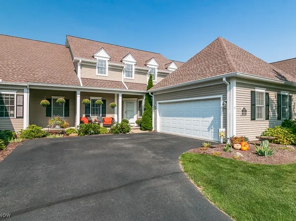 16870 Knolls Way, Chagrin Falls, OH 44023