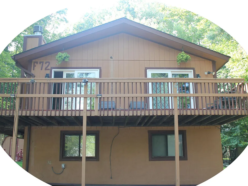 6108 Boardwalk Dr