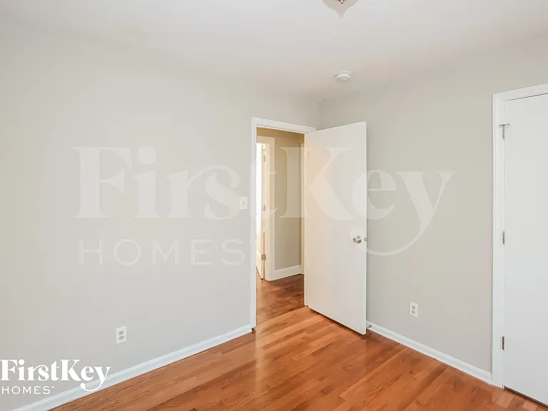 2516 Tall Pines Ln — Photo 10
