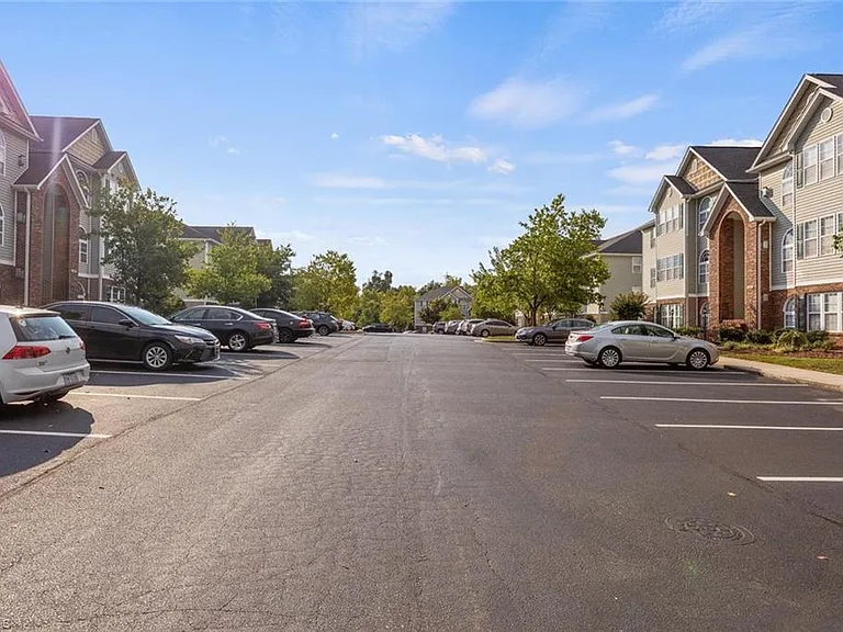 Forestdale drive street