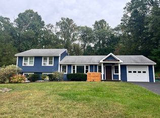 11 Woodcreek Rd, Brookfield, CT 06804