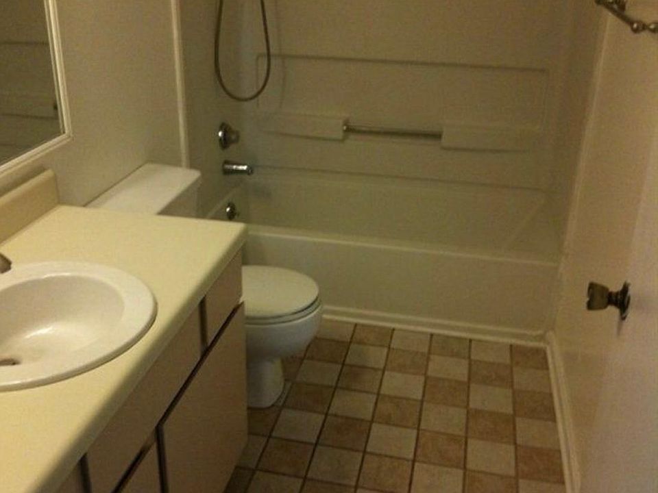 2nd image of 380 Myrtle Greens Dr Unit 380E