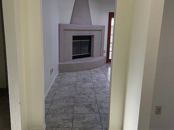 2nd image of 1618 Marquis Ln