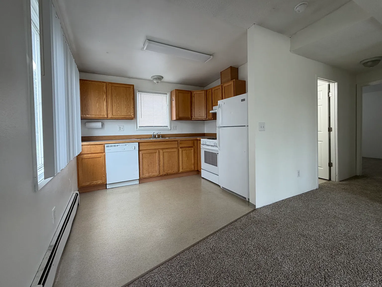 2 bed, 800 sqft, $1,800 — Photo 2