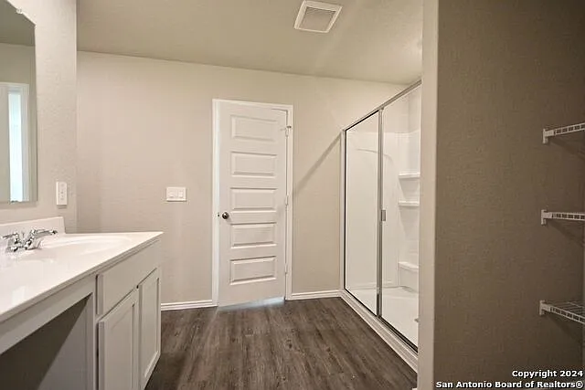 1136 Whitneyway Ln — Photo 13