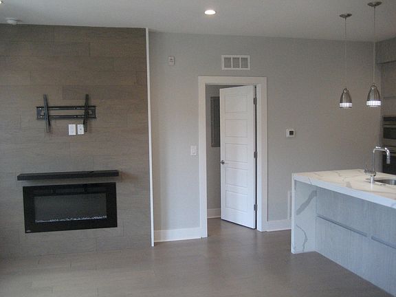 5th image of 1405 Frankford Ave Unit 310