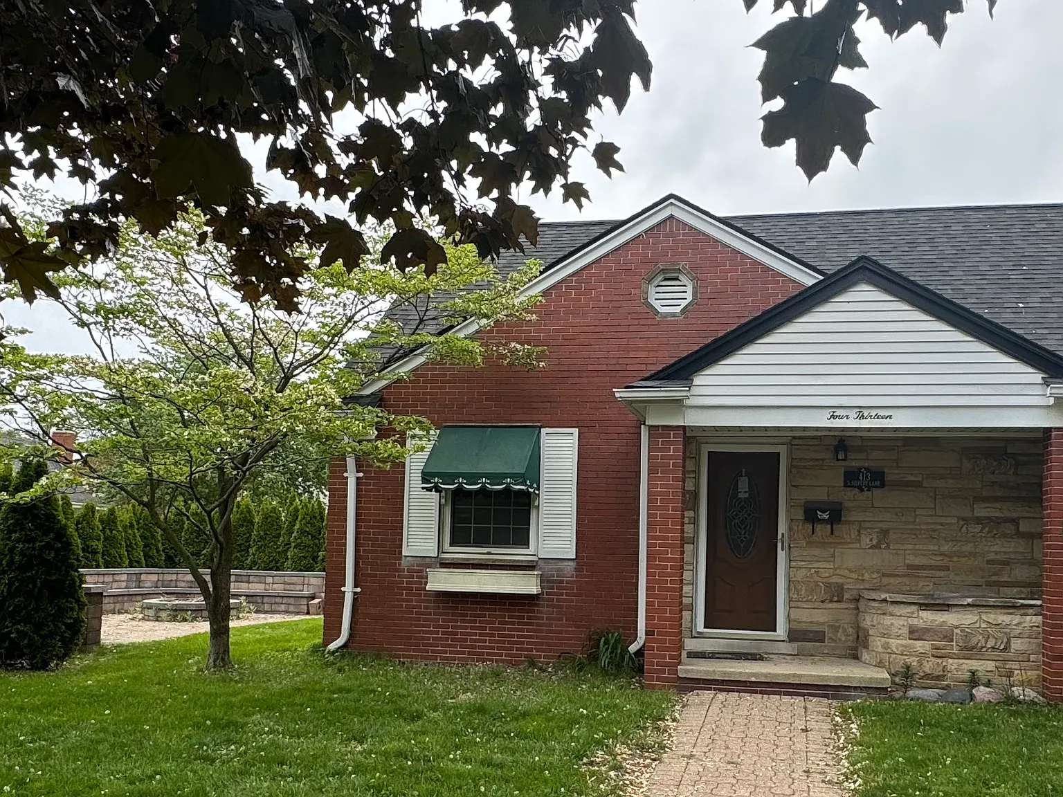 S Silvery Ln, Dearborn — Photo 3