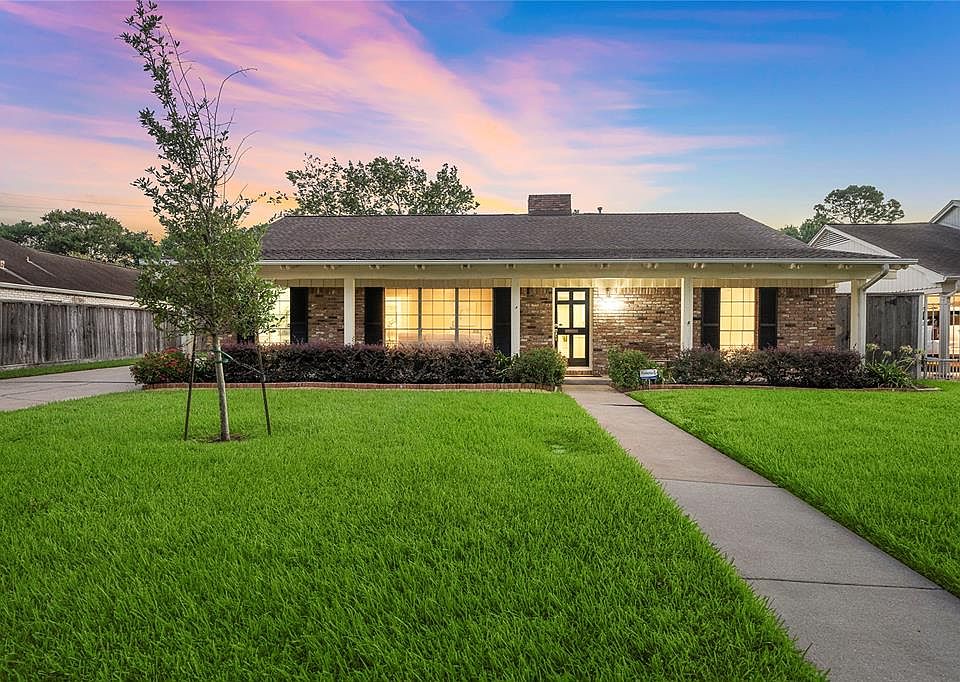 1st image of 6154 Del Monte Dr
