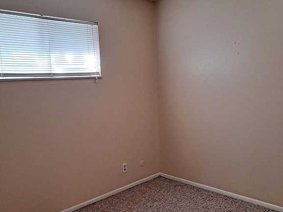 2nd image of 2011 Zinno Blvd APT A