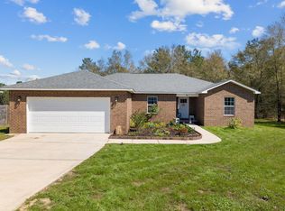 41 S Hidden Lakes Trl, Defuniak Springs, FL 32433