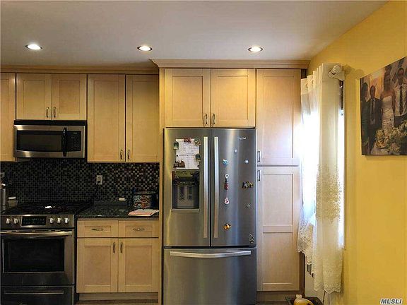 2nd image of 17-16 166th St #4133