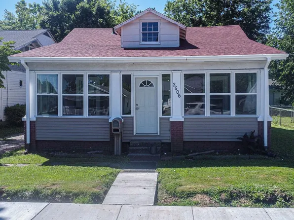 2506 Adams St, Paducah, KY 42003