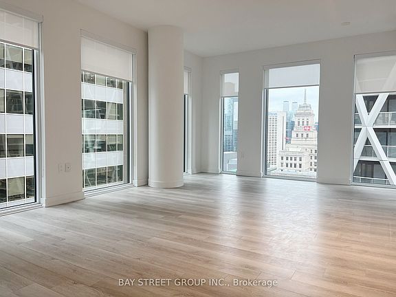 4th image of 238 Simcoe St #1904