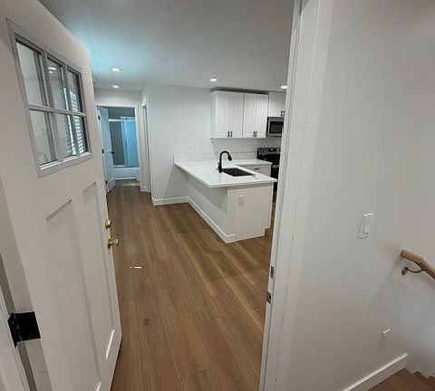 3rd image of 724 1/2 E 81st St