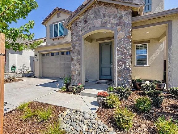 2nd image of 4705 Conelly Cir