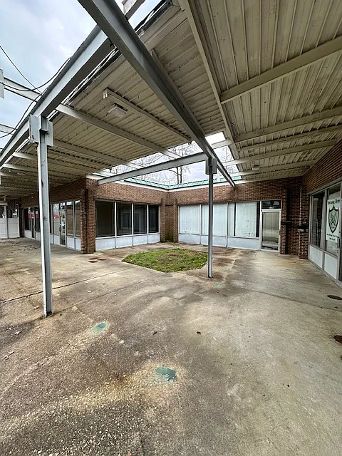 COM - TG-465 South Lynnhaven Road - 1 — Photo 3