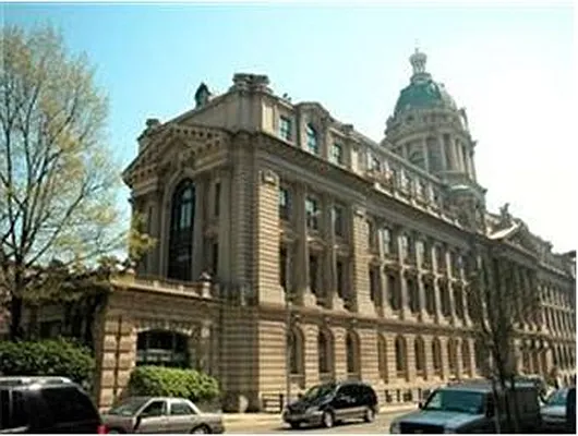 Rented by Douglas Elliman | media 38