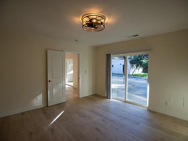 384 Crazy Horse Canyon Rd — Photo 37