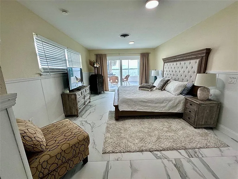 12000 W Bayshore Dr — Photo 18