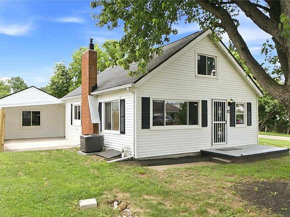 3rd image of 356 Gilbert Ave