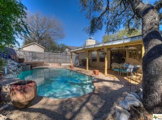 709 Oakwood Blvd, New Braunfels, TX 78130