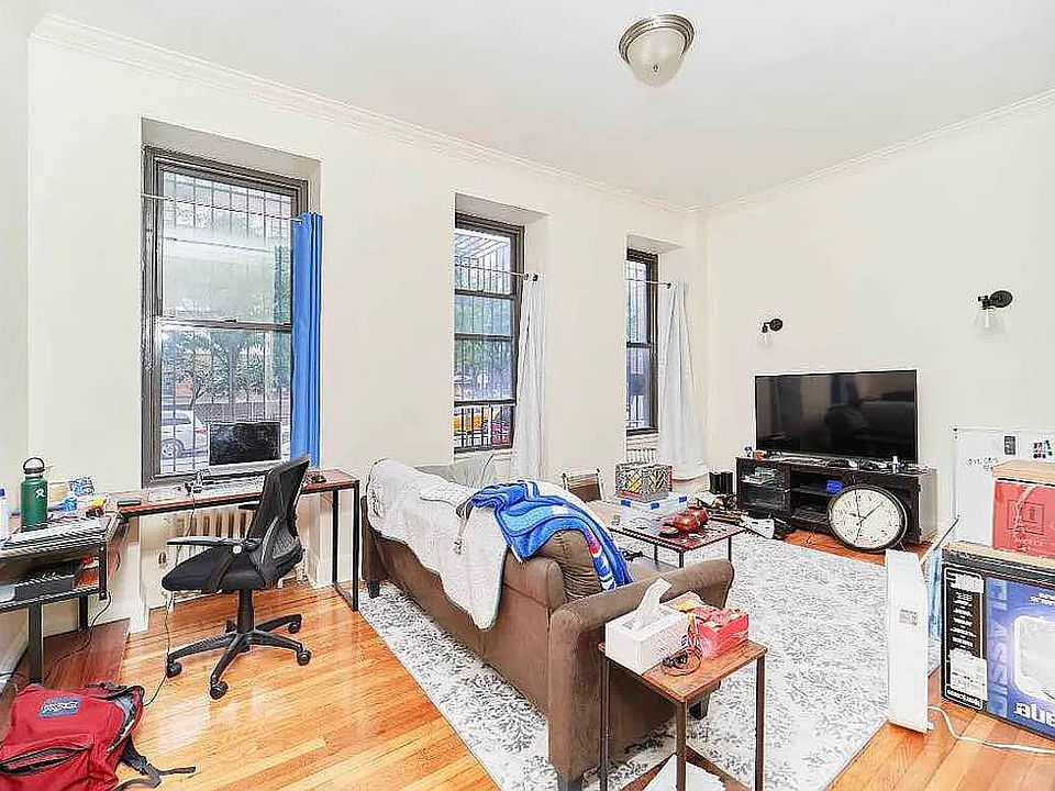 1st image of 78 Manhattan Ave APT 1A