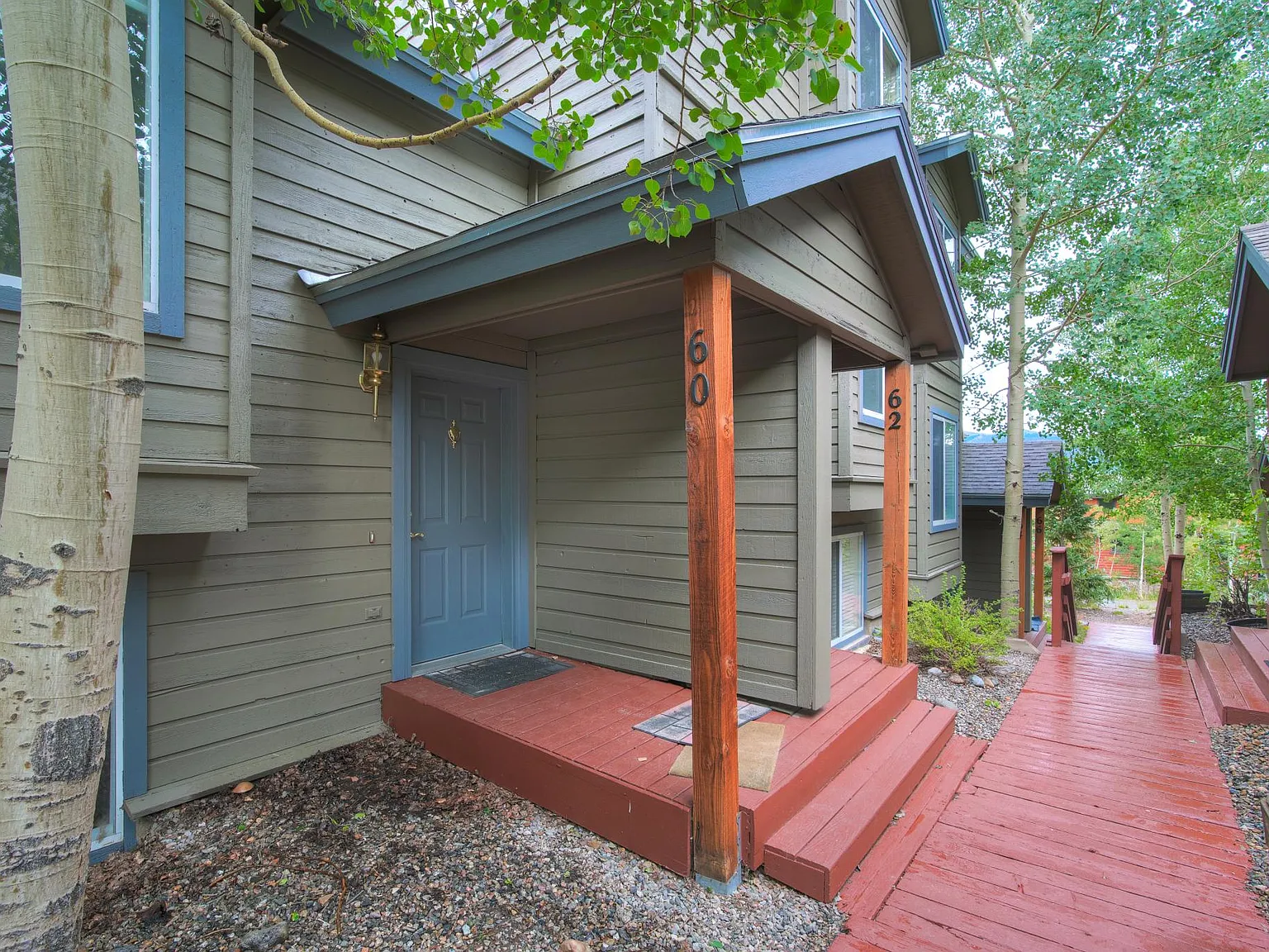 2 bed, 1166 sqft, $2,700 — Photo 1