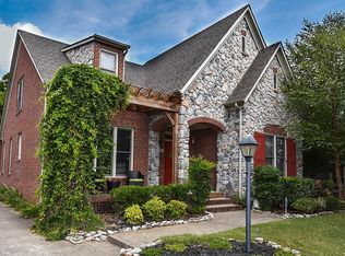 707 Mount Vernon Dr, Clarksville, TN 37043