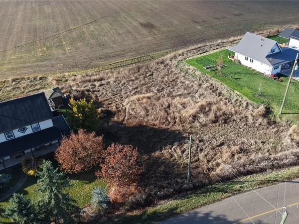 4575 Lansdowne Rd, Spallumcheen, BC V4Y 0V4