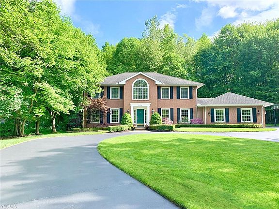 2nd image of 874 Hardwood Ct