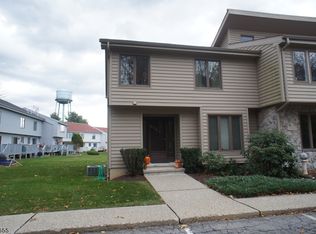 215 Cherokee Rd #215, Lafayette, NJ 07848