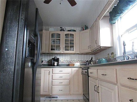 3rd image of 20 Buena Vista Way