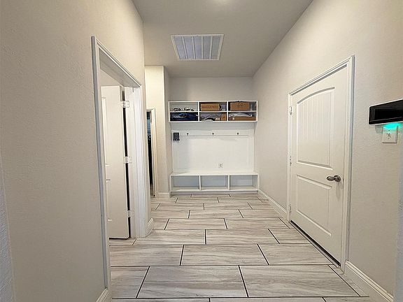 4th image of 2001 Sadtler Ridge Cir