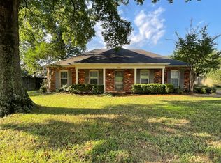 7868 Neshoba Rd, Germantown, TN 38138