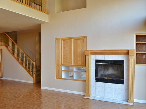 4th image of 1398 Linfield Dr