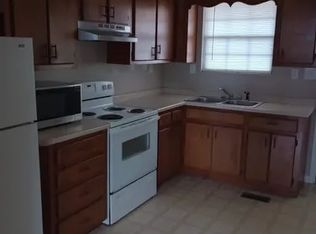 606 Forrest Ave, Hohenwald, TN 38462